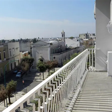 Garibaldi Apartman *